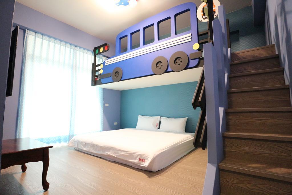 Hotel The Railroad Runs T'ai-tung Exterior foto